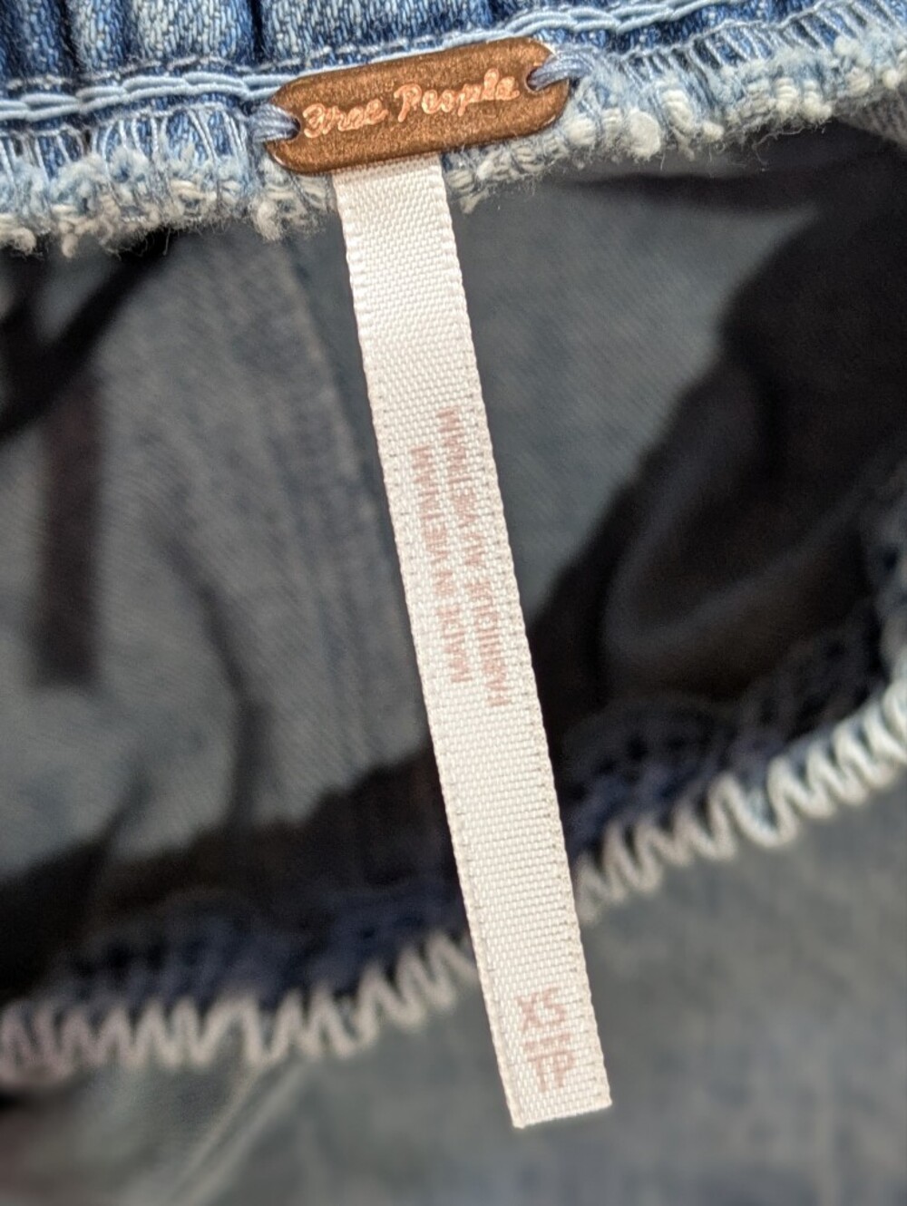 Free People Chambray Blue Denim Cotton Short XS - Picture 5 of 7
